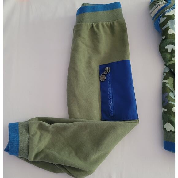 Miki Miette- 2 piece boys camo sweat jogger set- size 2T - Picture 7 of 7